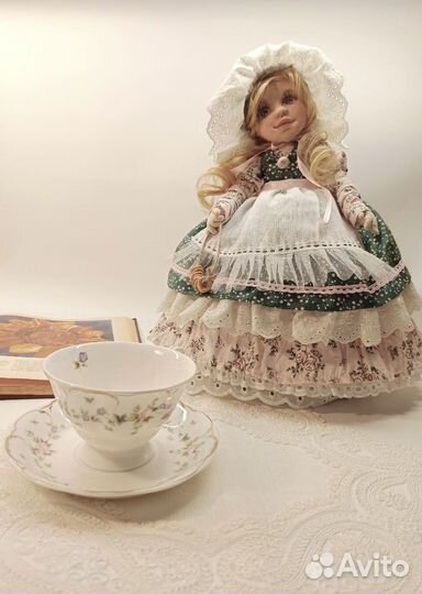 Кукла грелка на чайник