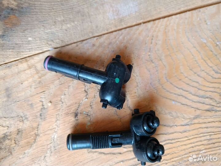 Распылитель форсунки омывателя фар Форд Фокус2