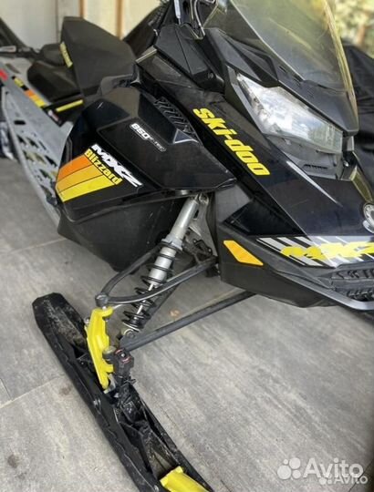 Продам снегоход ski doo mxz 850 etec