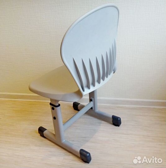 Растущий стул для школьника Комфорт Тайвань