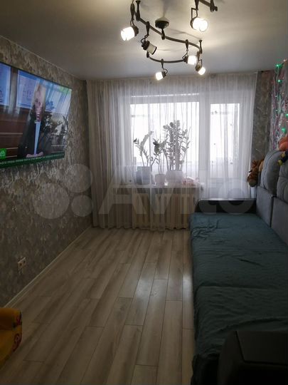 3-к. квартира, 65 м², 1/6 эт.