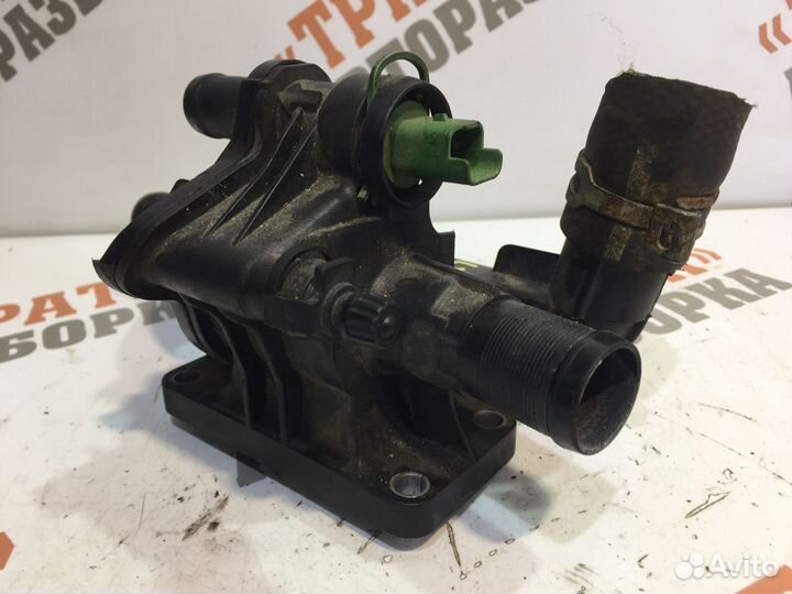 Ситроен С4 Пикассо Корпус термостата