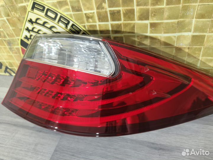 Фонарь задний правый наружный Lexus ES c 2012+
