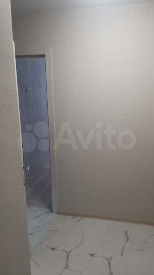 2-к. квартира, 42 м², 1/2 эт.