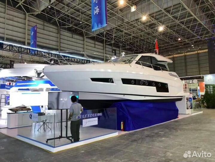 Моторная яхта Selene Artemis 39