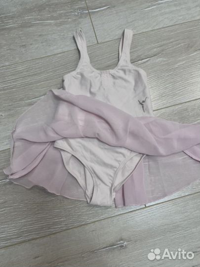 Гимнастический купальник с юбкой