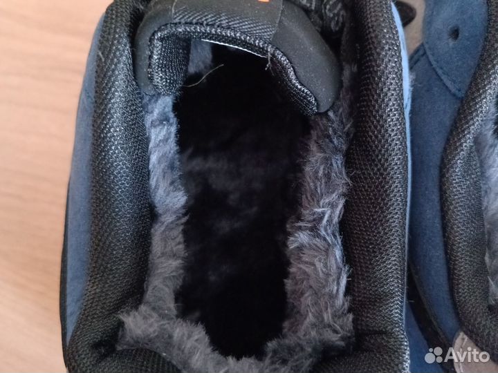 Мужские зимние кроссовки