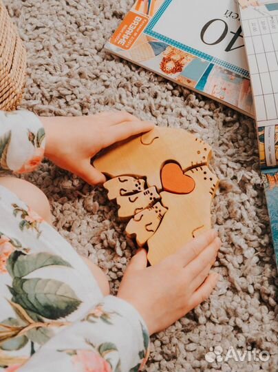 Пазлы деревянные Семья котиков