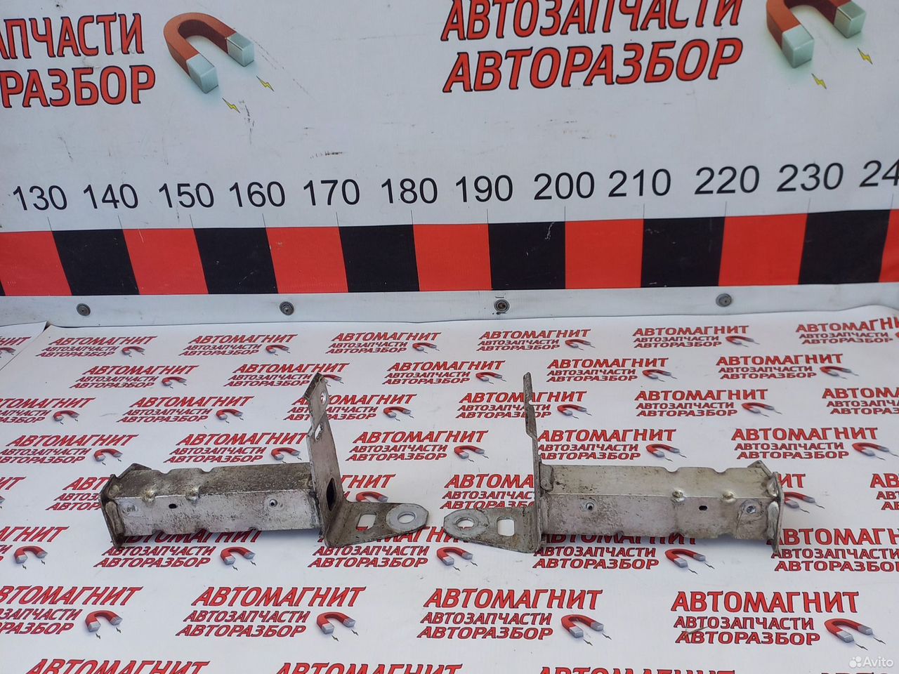 Кронштейн усилителя бампера Тойота Рав 4 ха50