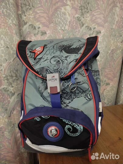 Школьный рюкзак