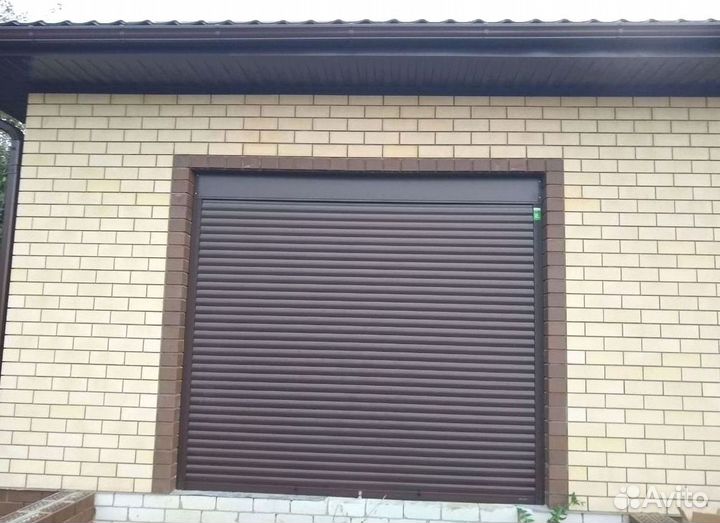 Секционные ворота