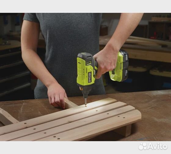 Импульсный винтоверт Ryobi ONE+ R18ID2-0