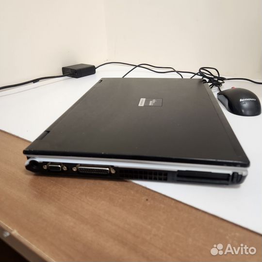 Fujitsu Siemens e8210 с com port /4gb/ssd128