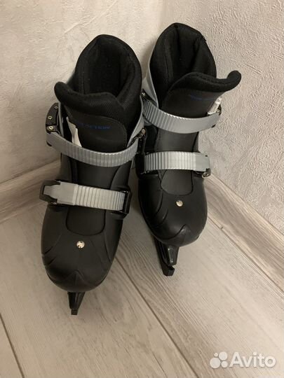 Коньки хоккейные