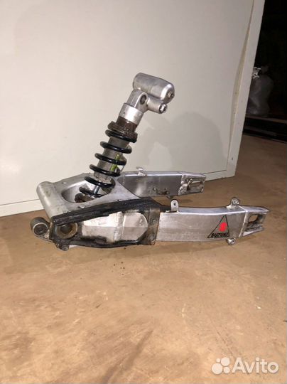 Маятник и моноамортизатор маятник Suzuki GSX-R