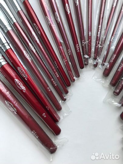 Кисти для макияжа 