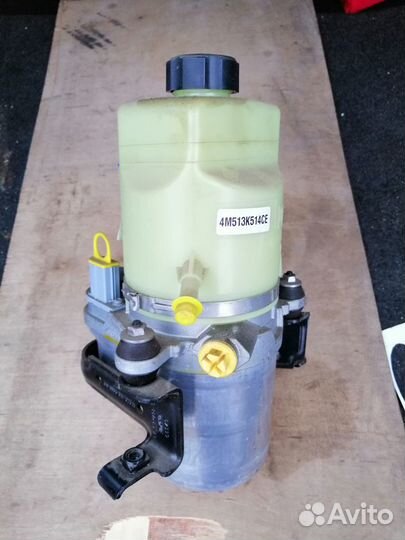 Насос гура для Форд Фокус 2 (1,8 - 2,0)