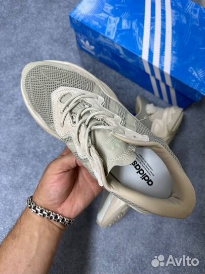 Кроссовки Adidas Ozweego Великаны