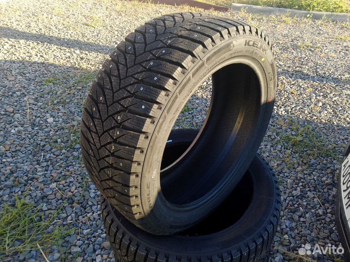 Triangle PS01 215/65 R16 102T