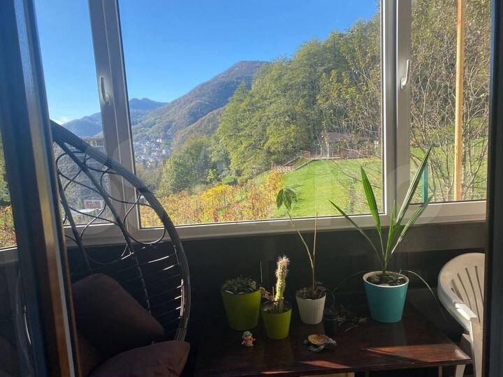 1-к. квартира, 50 м², 1/4 эт.