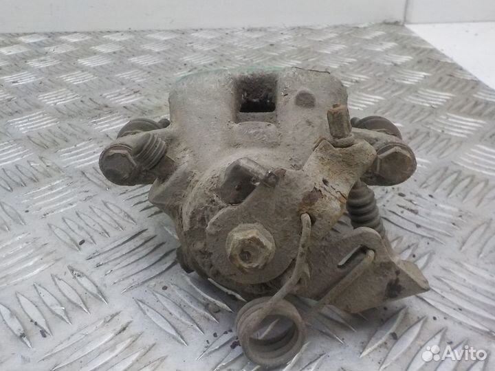 Суппорт тормозной задний правый Peugeot 308 2007