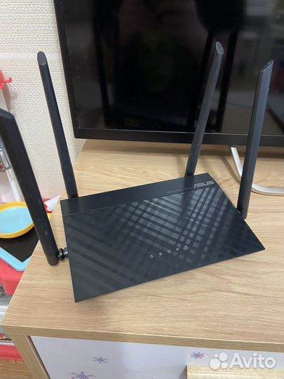 Вай фай роутер Asus rt-n19