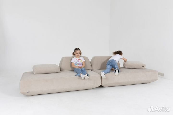 Диван со спальным местом 2700х1650 мм