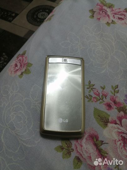 LG KF300