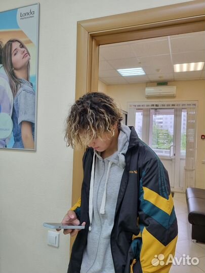 Стрижки и окрашивания в разных техниках