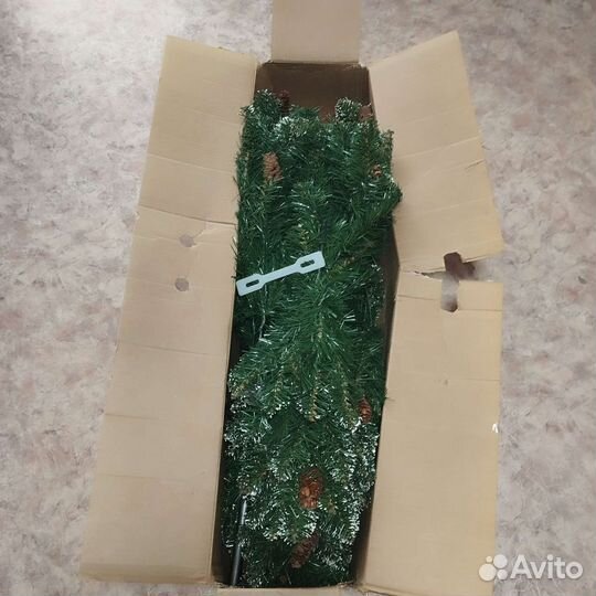 Елка искусственная