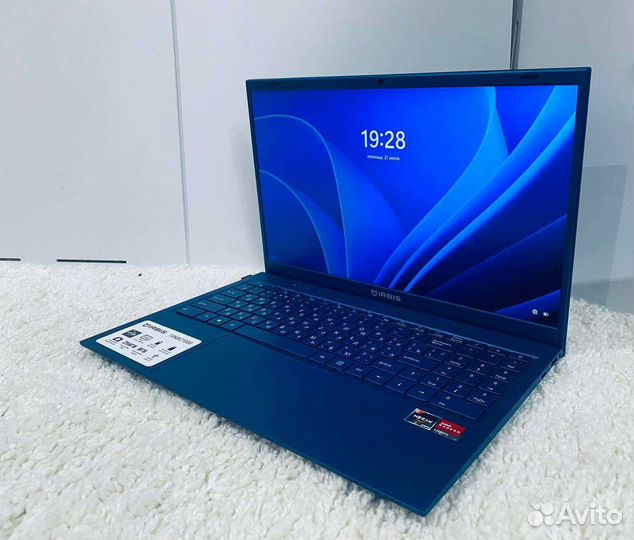 Восемь (8) игровых ноутбуков и не только