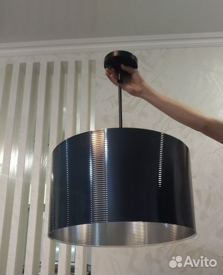 Люстра (подвесной светильник)