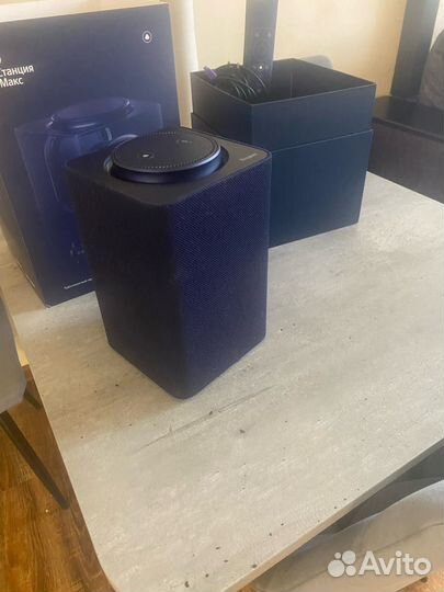 Яндекс станция макс