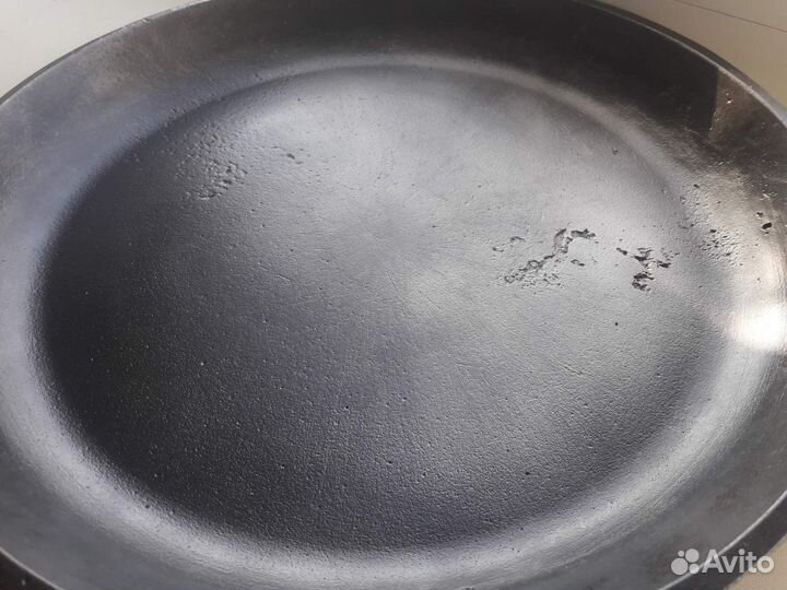 Толстостенная сковорода