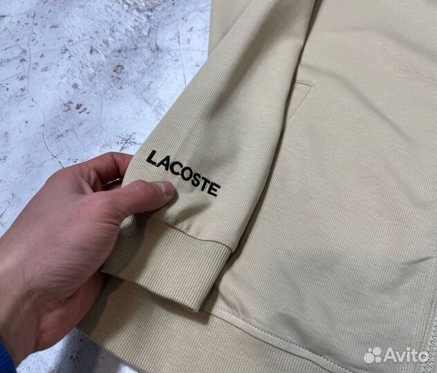 Спортивные костюмы Lacoste