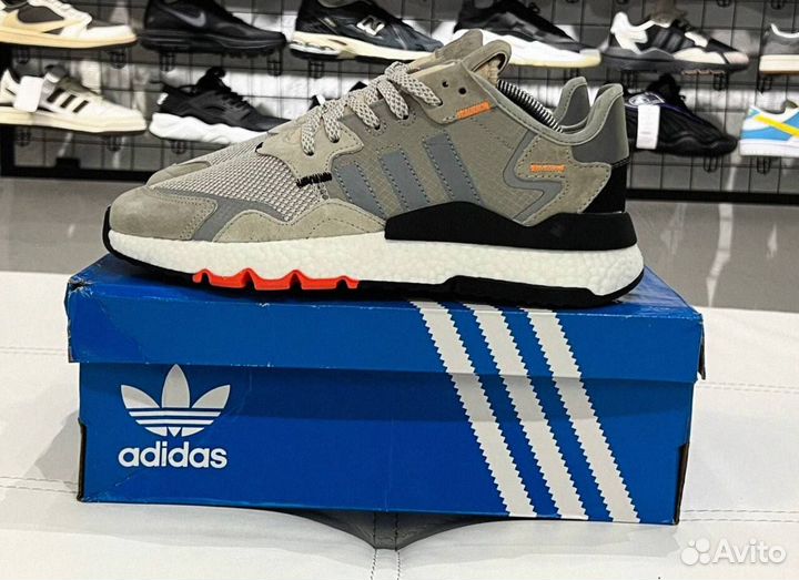 Мужские серые кроссовки adidas Nite Jogger