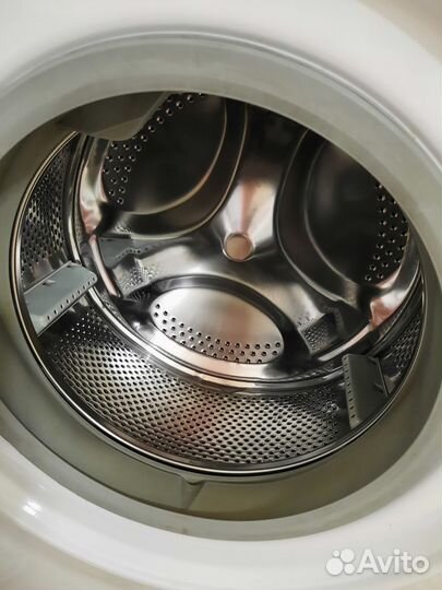 Стиральная машина Hotpoint ariston На запчасти