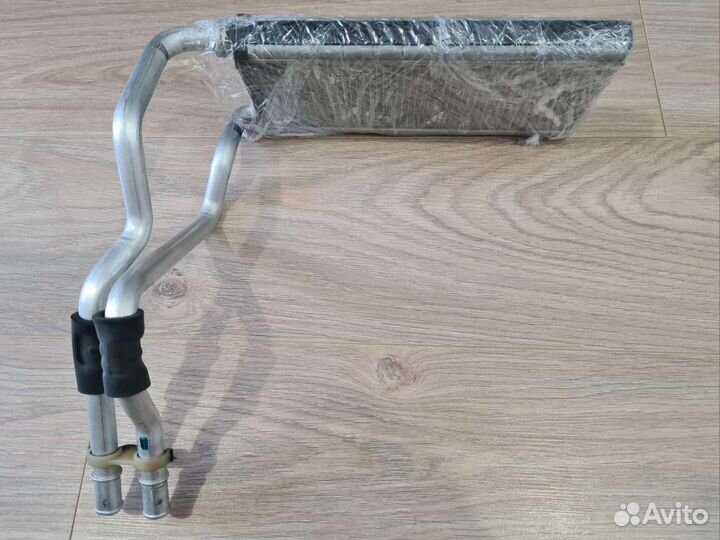 Радиатор печки Lexus IS250 GS300 левый руль