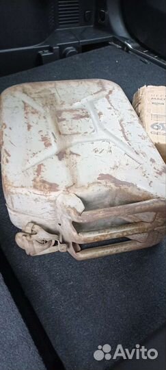 Канистра для бензина 20л