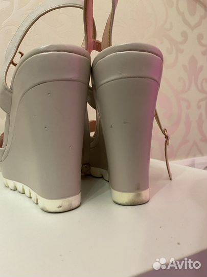 Босоножки женские 39-40 размер