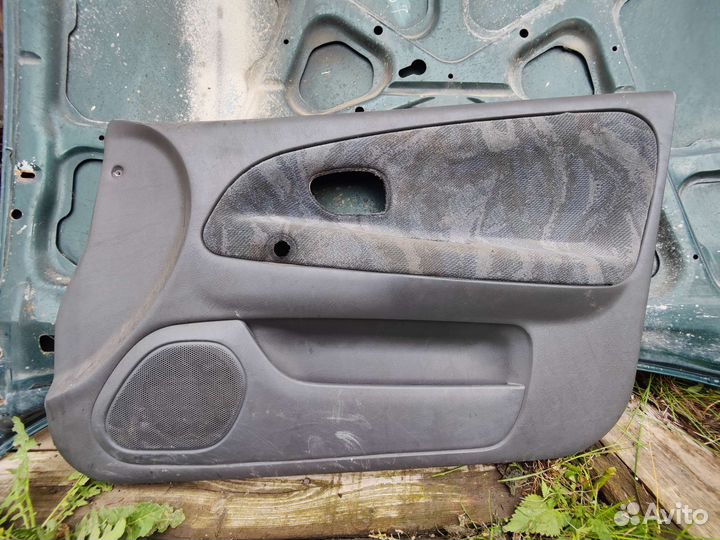 Дверная карта правая передняя Mitshubishi Lancer 7