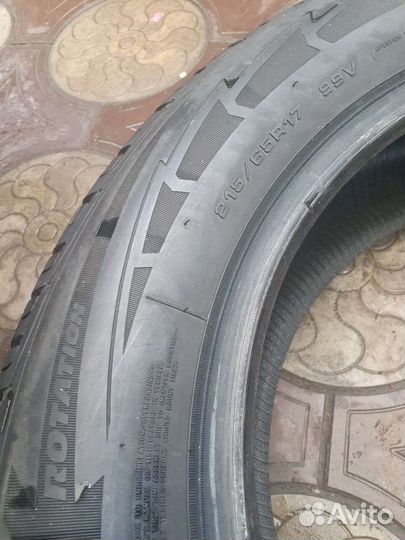 Goodyear UltraGrip 215/65 R17