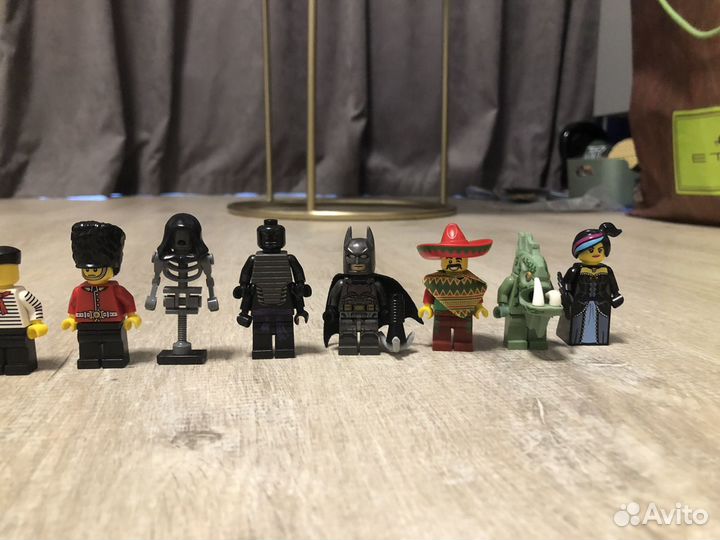 Lego минифигурки