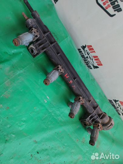 Рампа форсунки Hyundai Sonata EF 2л