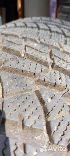 DoubleStar DW02 235/45 R17