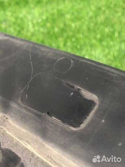 Молдинг двери передней правой Tesla Model X