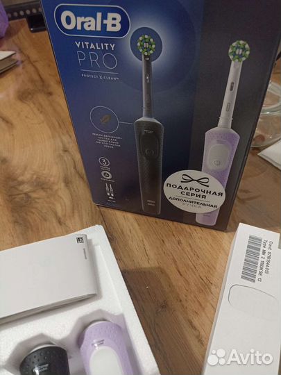 Зубная щетка oral b новая