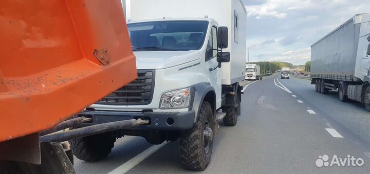 Грузовой эвакуатор буксировка на жесткой сцепке