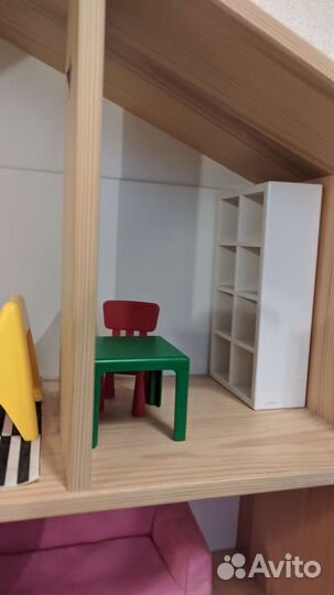 Домик кукольный