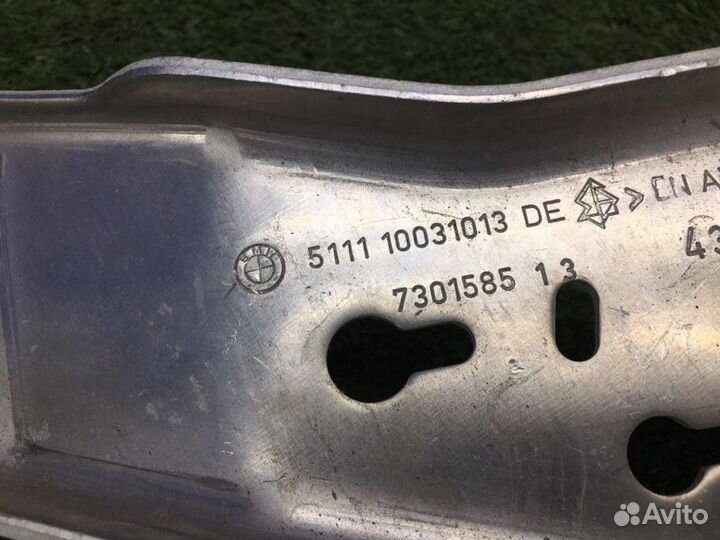 Кронштейн усилителя бампера переднего левый Bmw X1